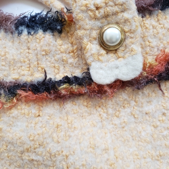 Vintage Handmade Wool Handbag - Picture 4 of 11